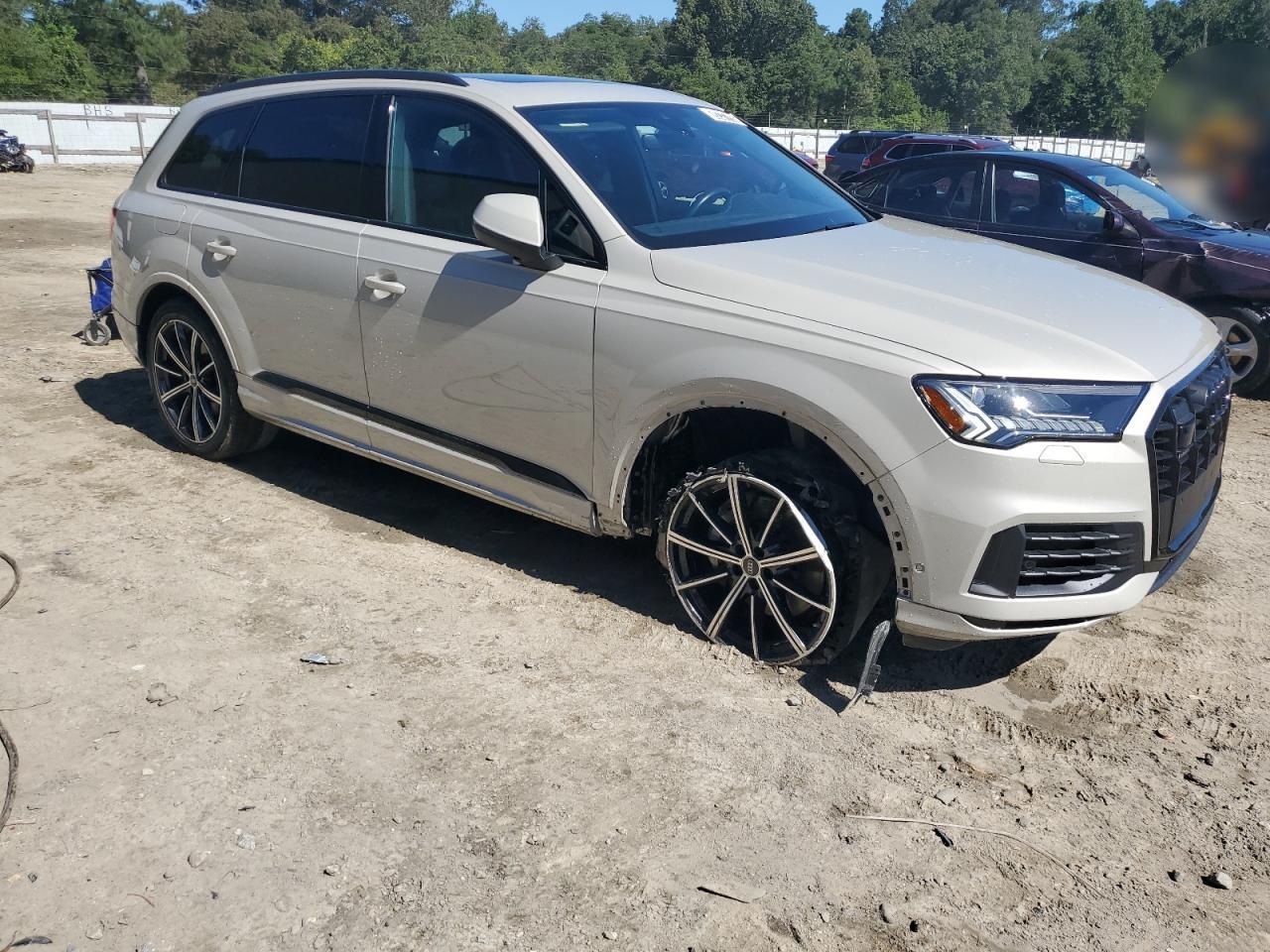 2023 AUDI Q7