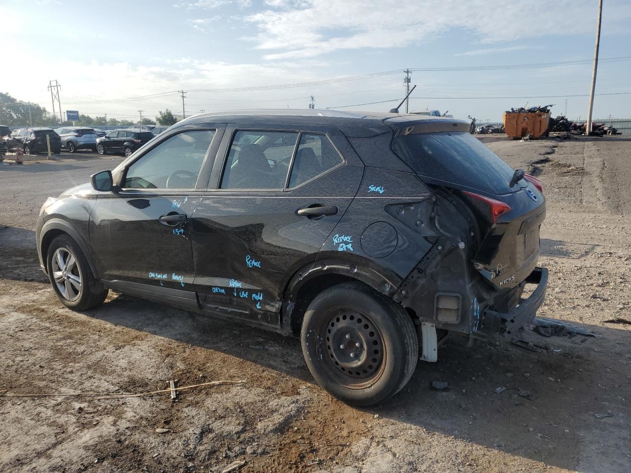2019 NISSAN KICKS
