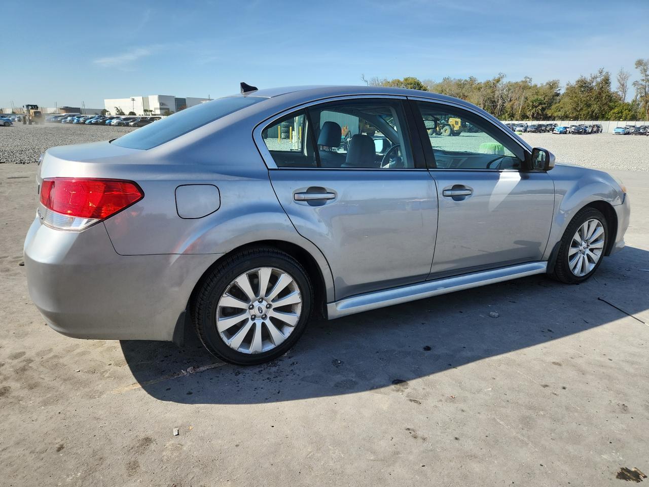 2011 SUBARU LEGACY
