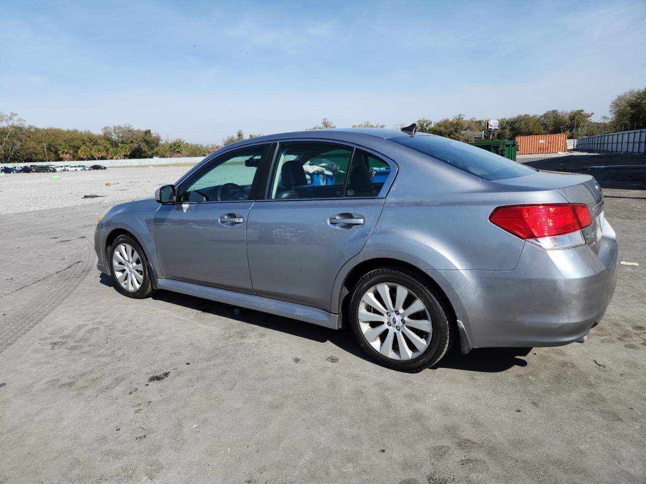 2011 SUBARU LEGACY