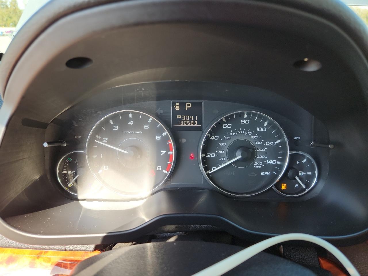 2011 SUBARU LEGACY