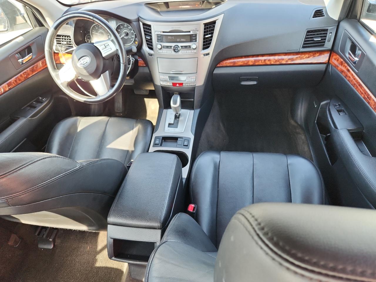 2011 SUBARU LEGACY
