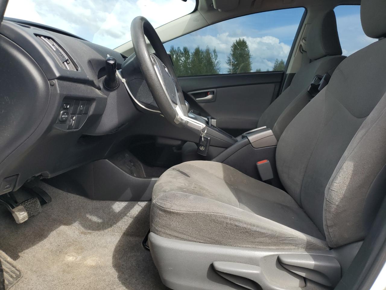 2015 TOYOTA PRIUS