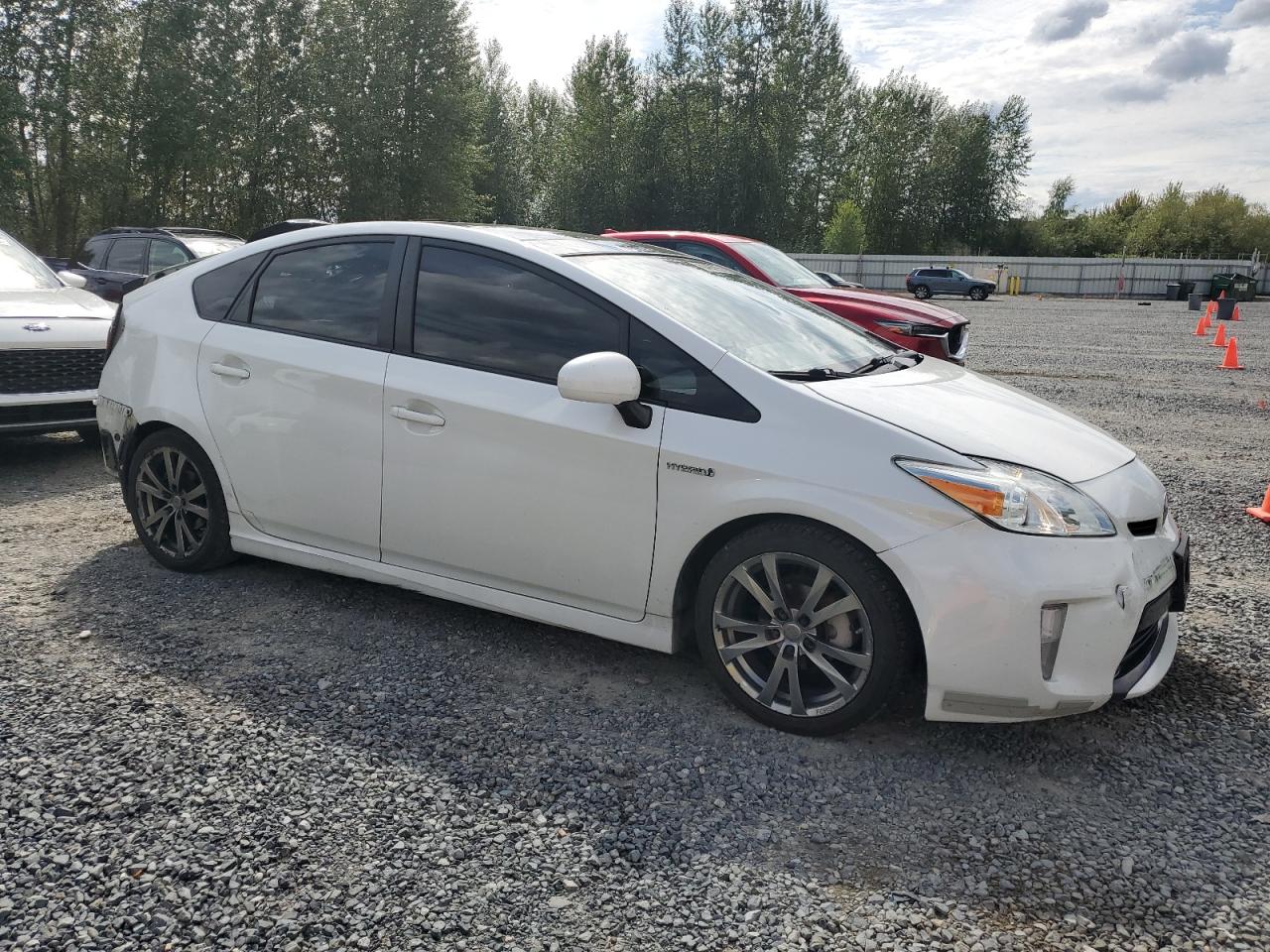 2015 TOYOTA PRIUS