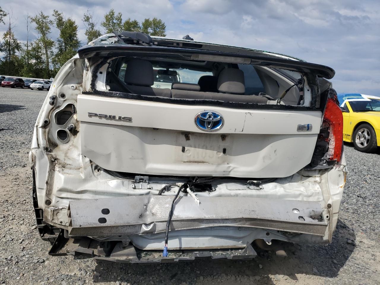 2015 TOYOTA PRIUS