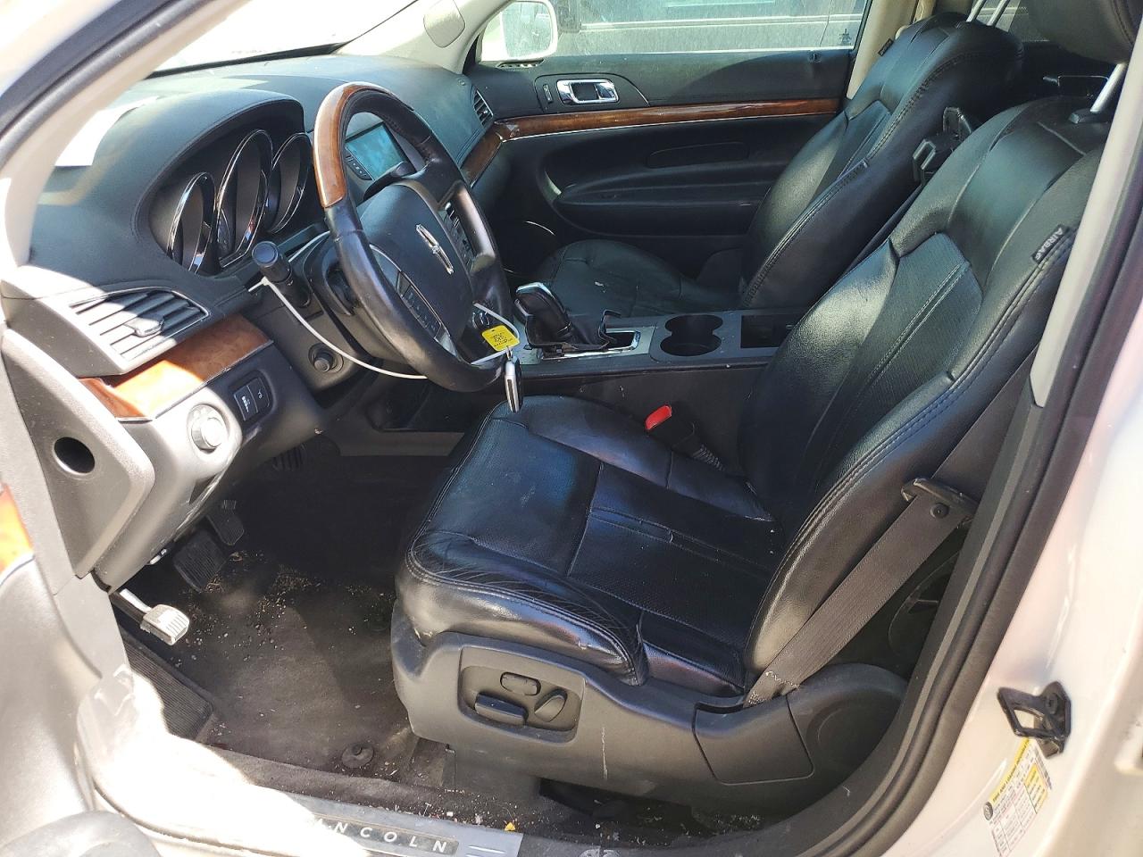 2012 LINCOLN MKT