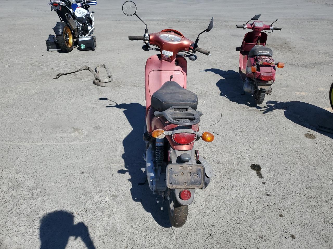 2001 APRILIA SCOOTER