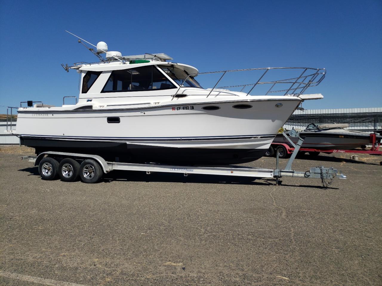 2018 CUTWATER BOAT