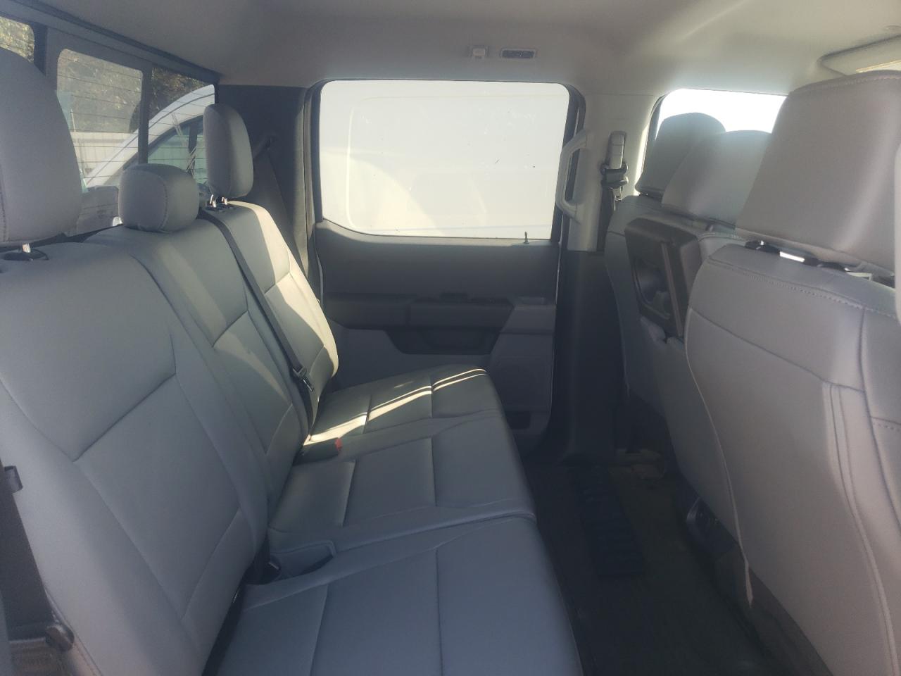 2023 FORD F550