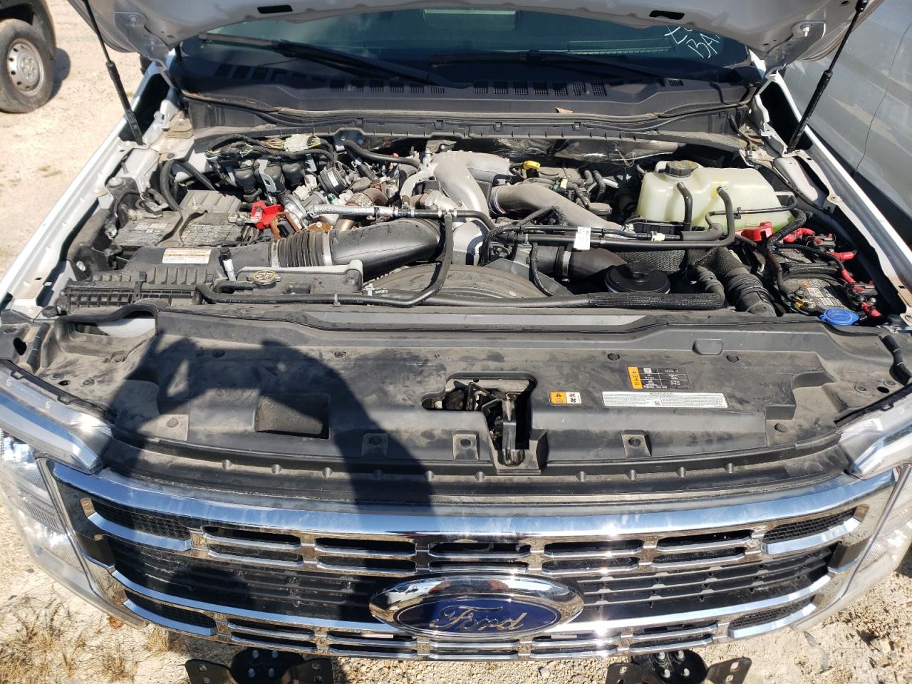 2023 FORD F550