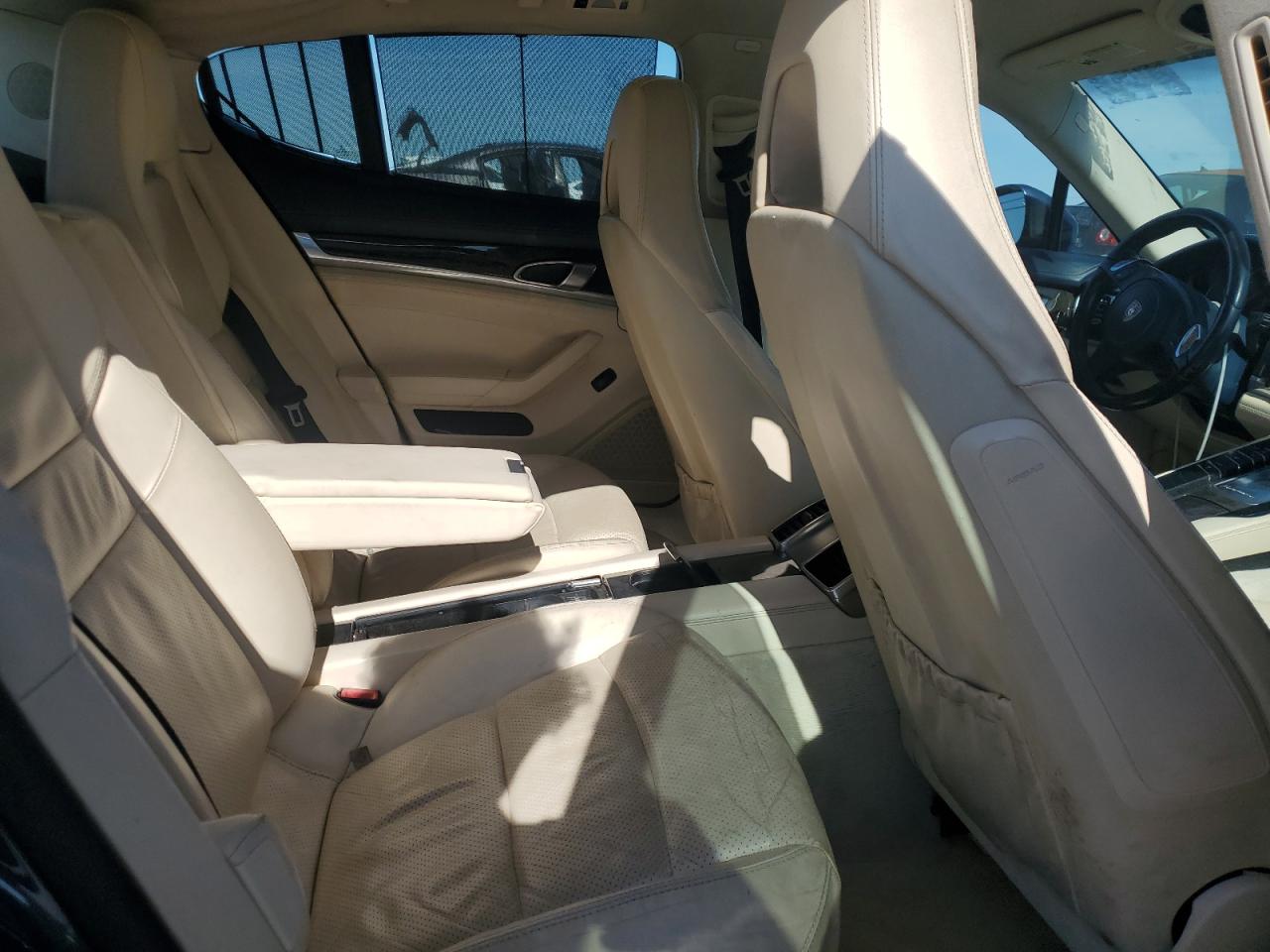 2011 PORSCHE PANAMERA