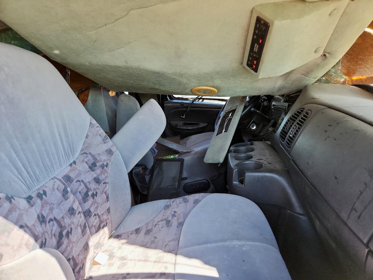 2001 DODGE B SERIES