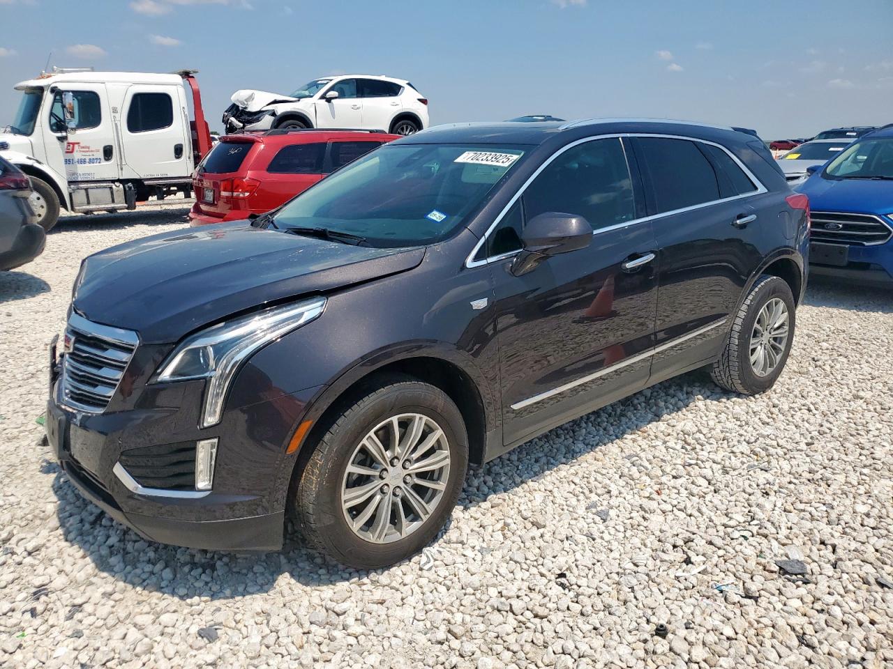 2017 CADILLAC XT5