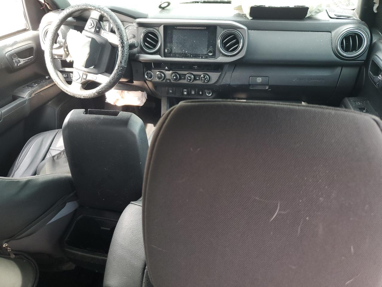 2018 TOYOTA TACOMA