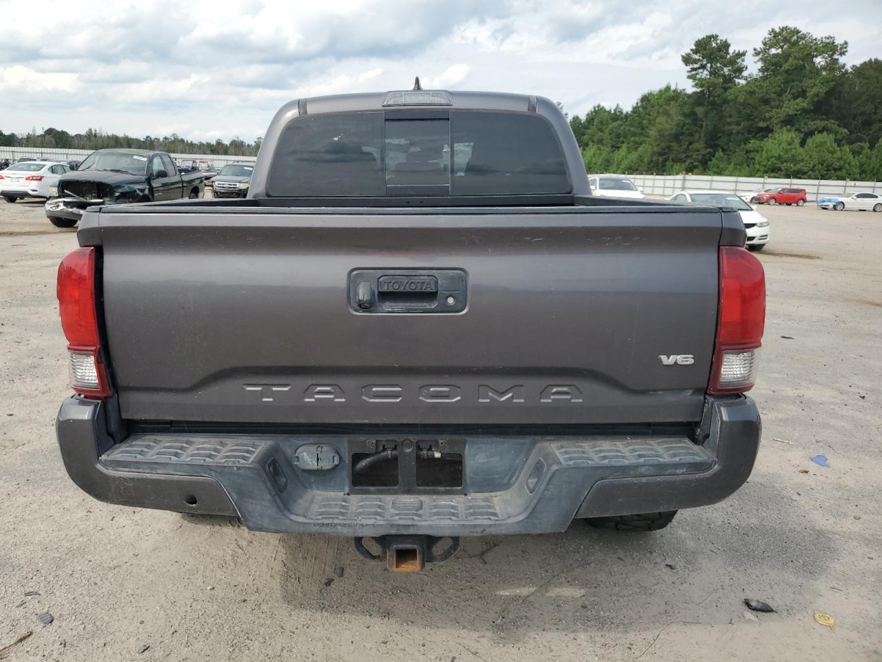 2018 TOYOTA TACOMA