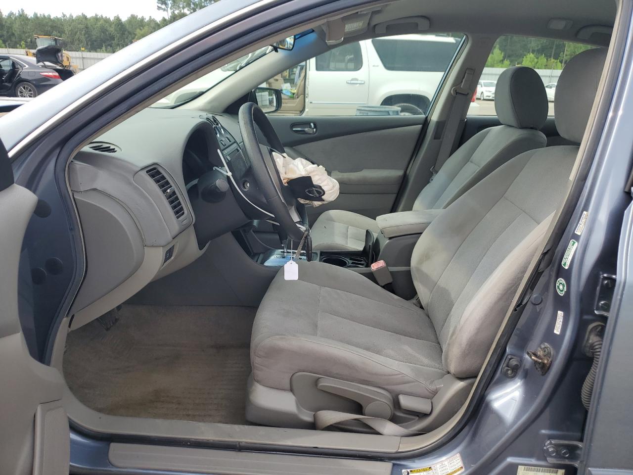 2010 NISSAN ALTIMA