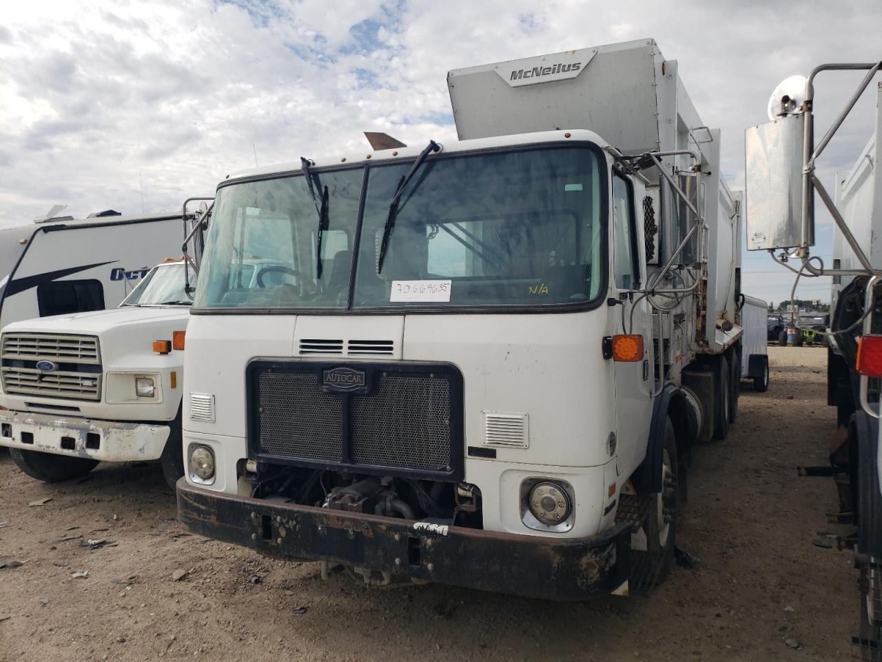 2010 AUTOCAR LLC ALL MODELS