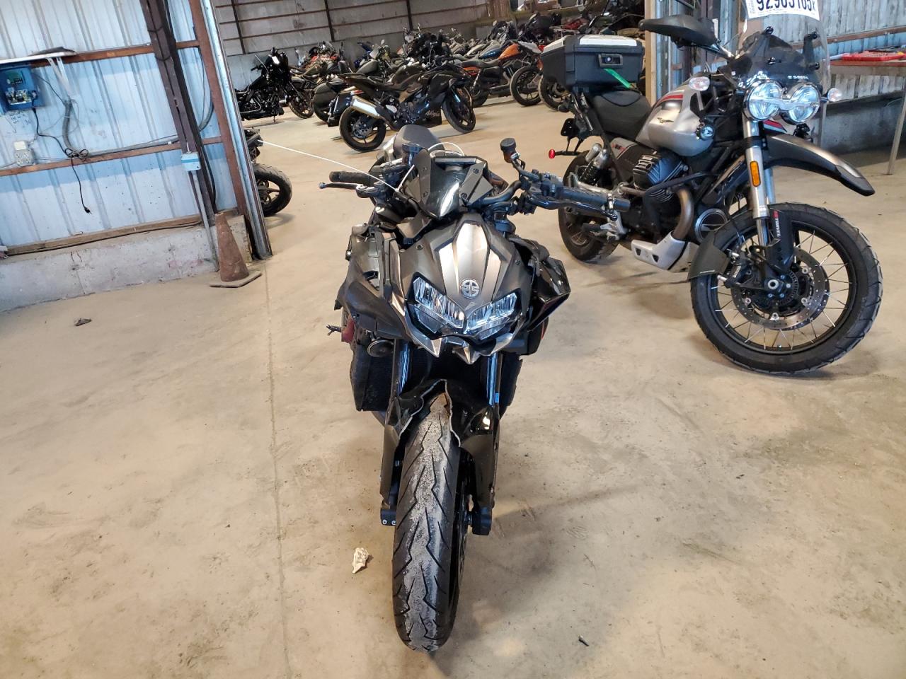 2022 KAWASAKI Z/ZR 1000