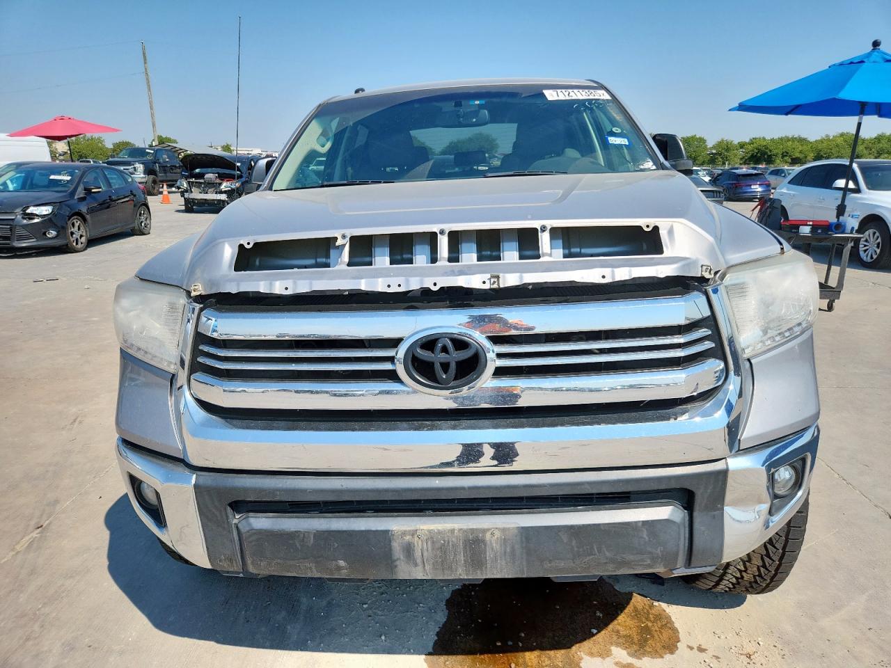 2017 TOYOTA TUNDRA