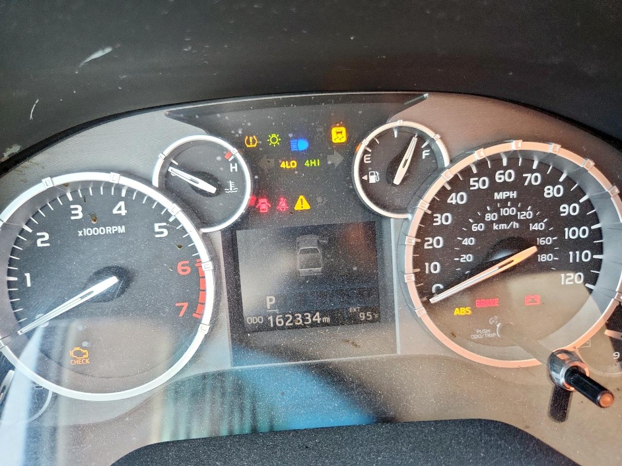2017 TOYOTA TUNDRA