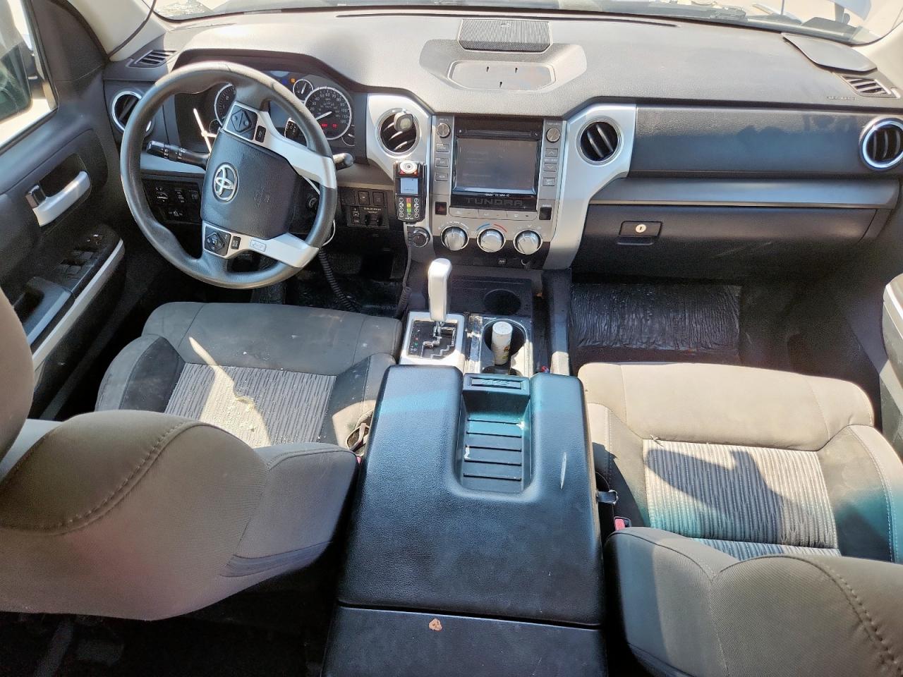 2017 TOYOTA TUNDRA
