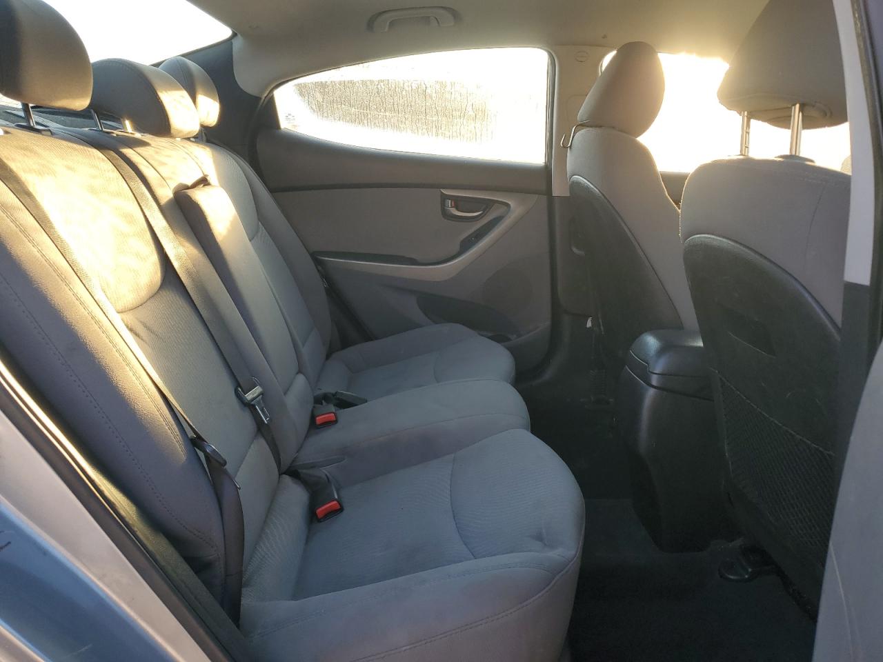 2015 HYUNDAI ELANTRA
