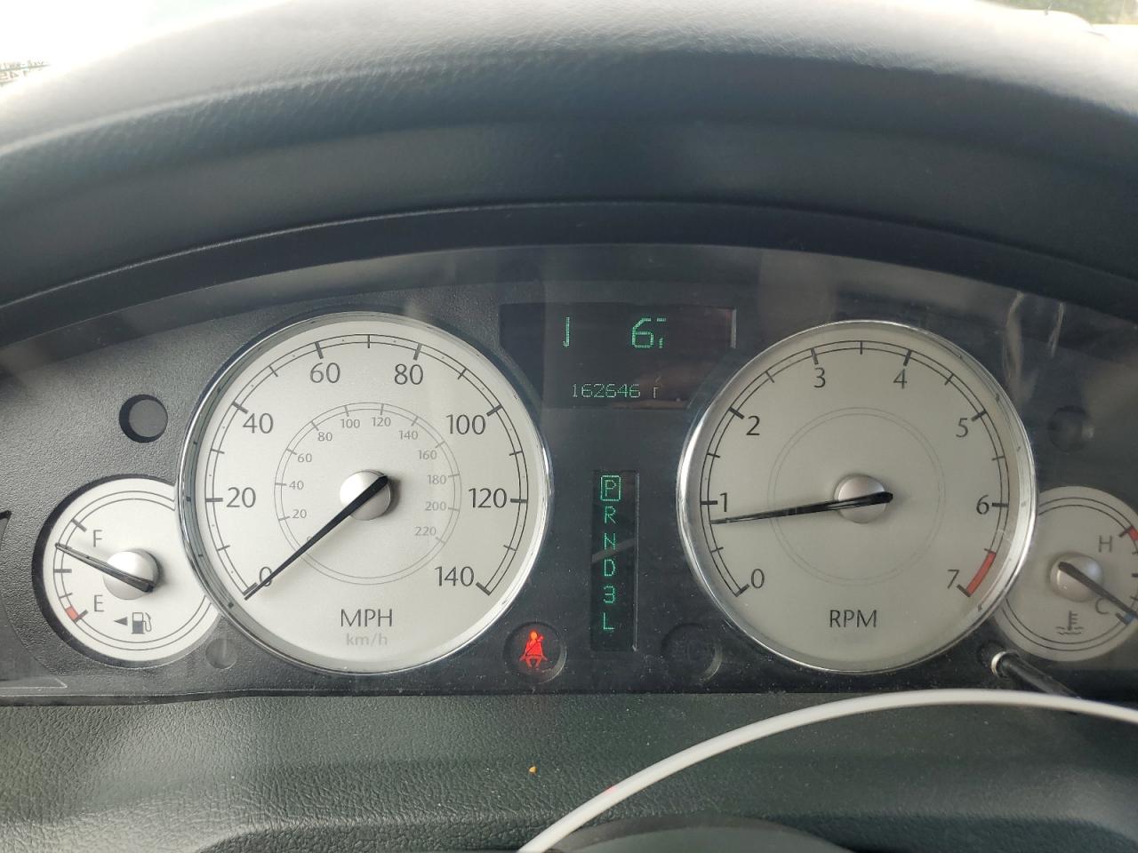 2005 CHRYSLER 300