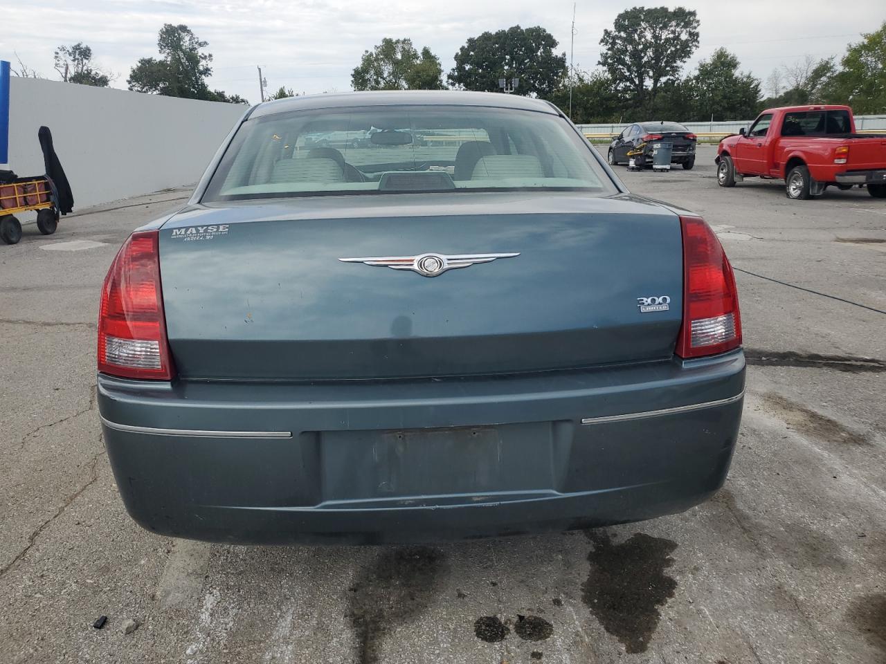 2005 CHRYSLER 300