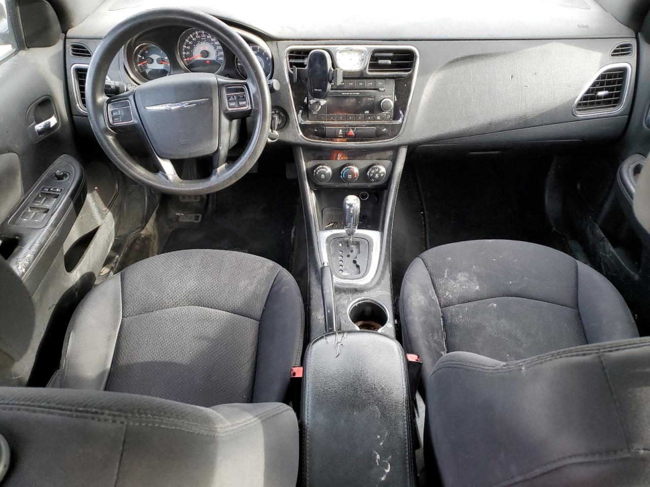 2013 CHRYSLER 200
