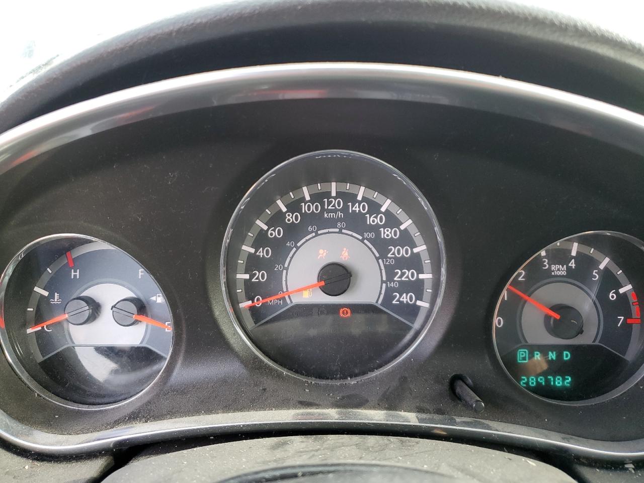 2013 CHRYSLER 200