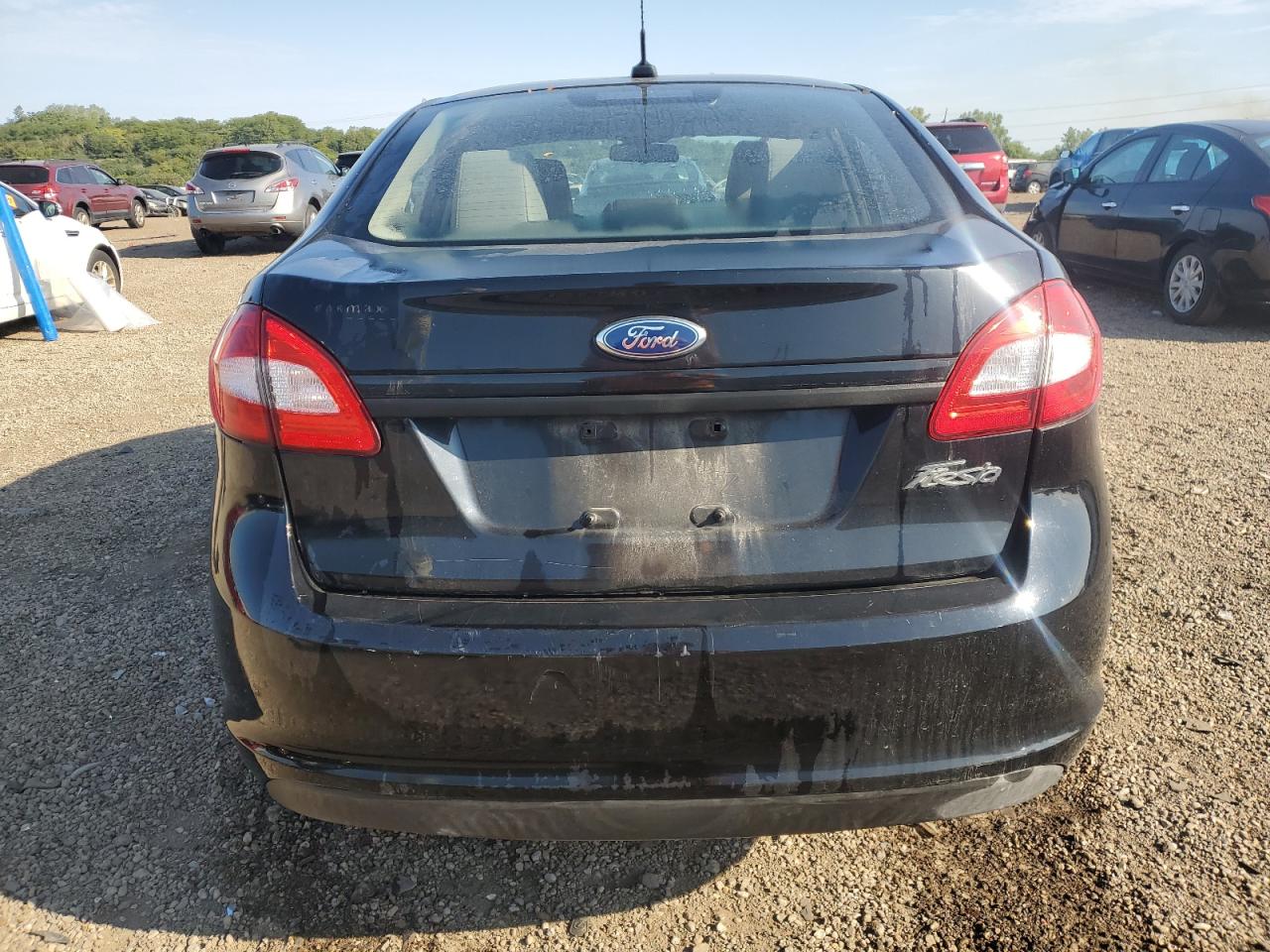 2012 FORD FIESTA