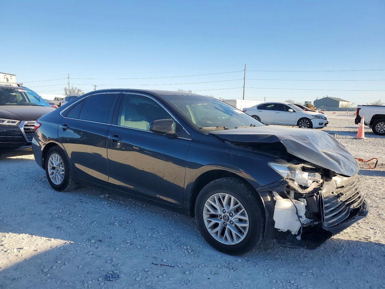 2017 TOYOTA CAMRY