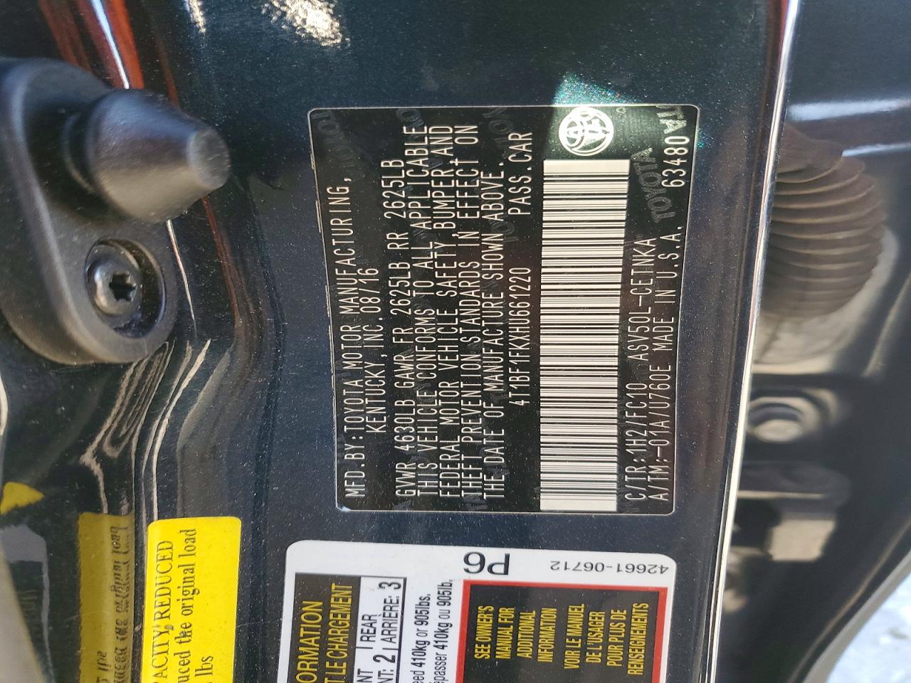 2017 TOYOTA CAMRY