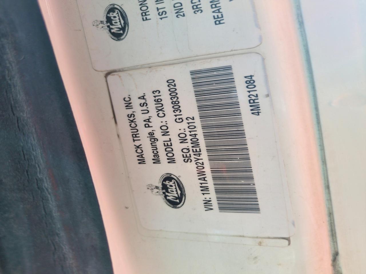 2014 MACK CXU613