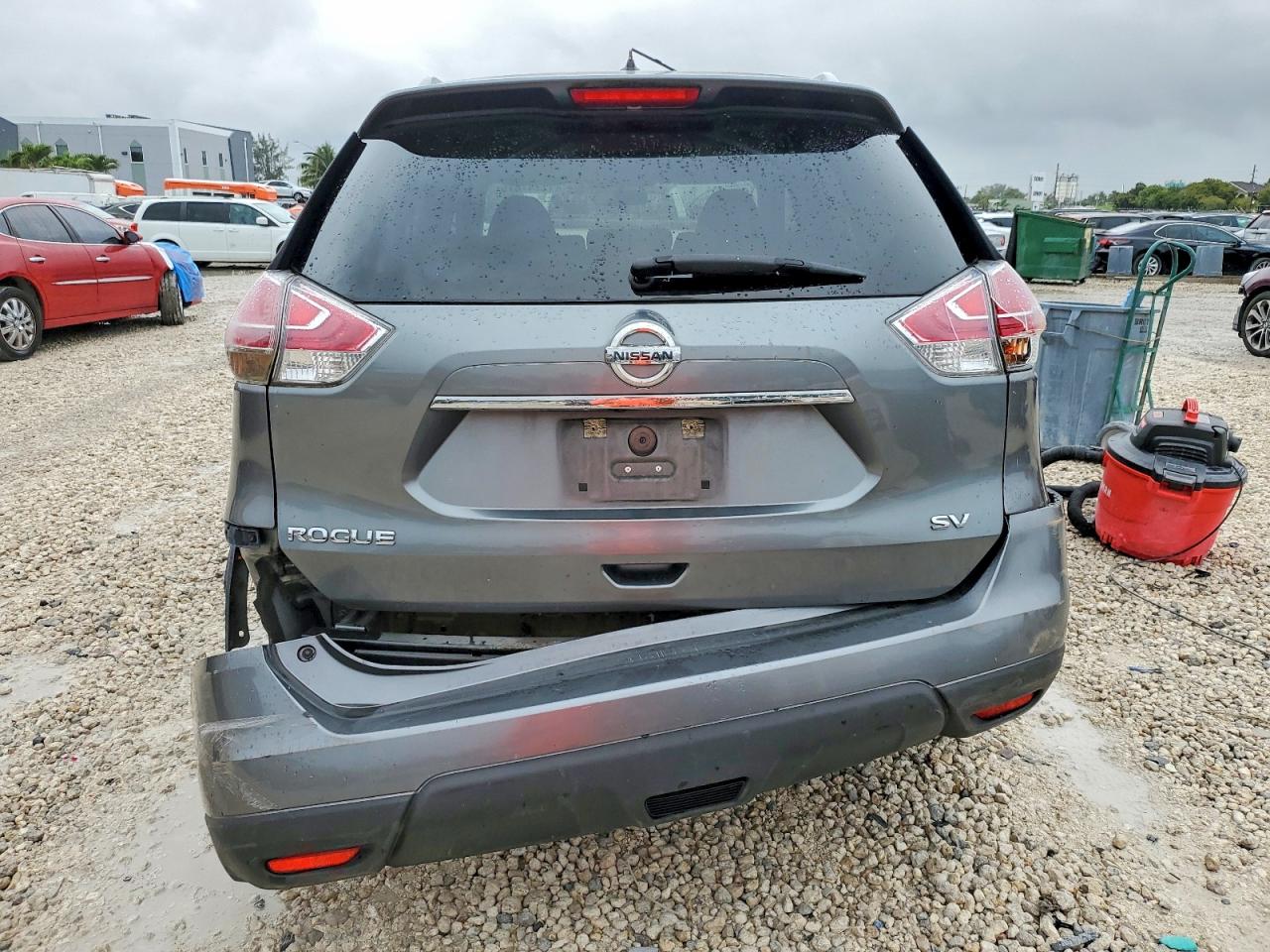 2015 NISSAN ROGUE