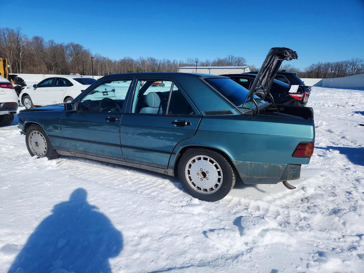 1985 MERCEDES-BENZ 190-CLASS