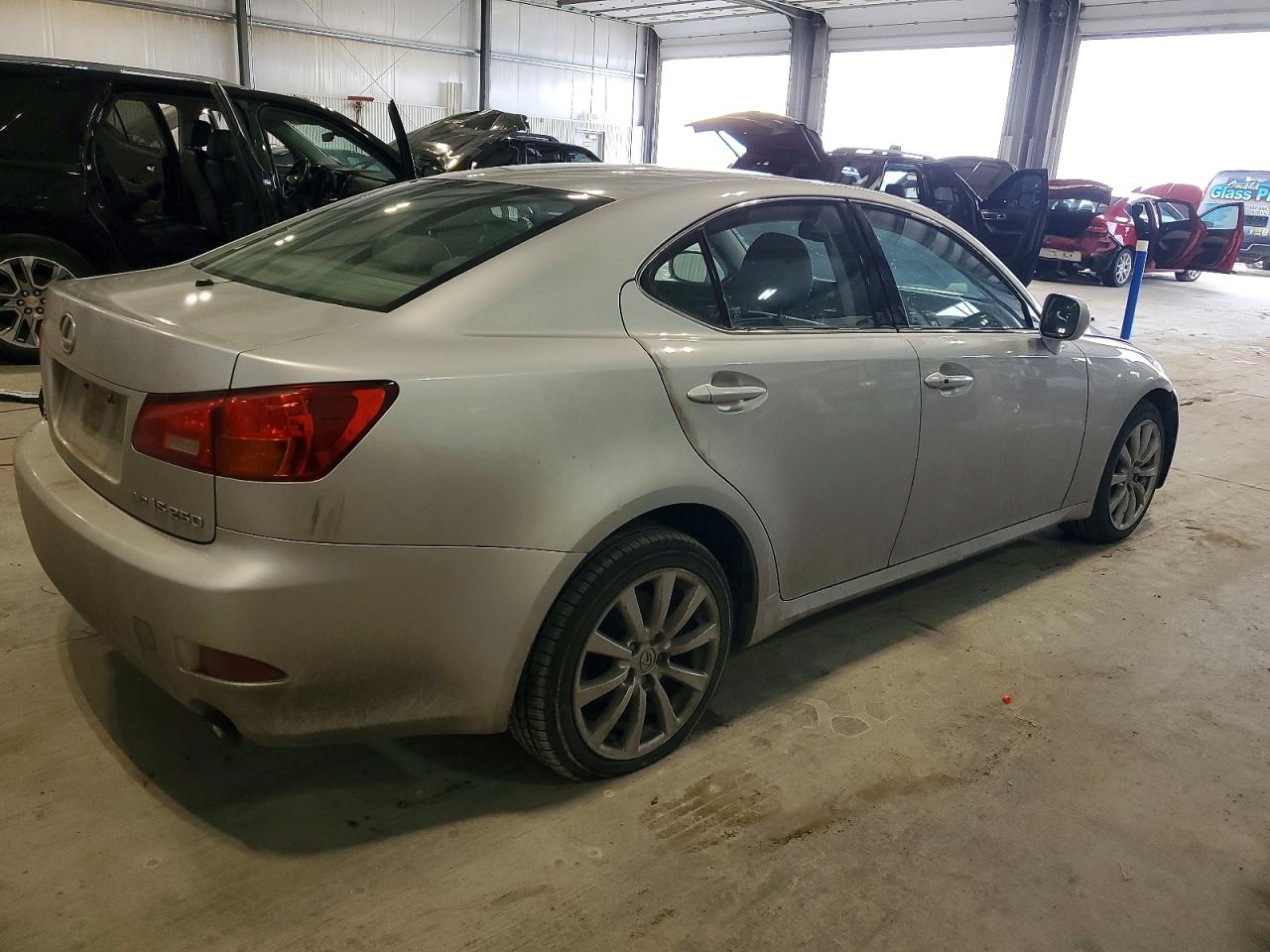 2006 LEXUS IS