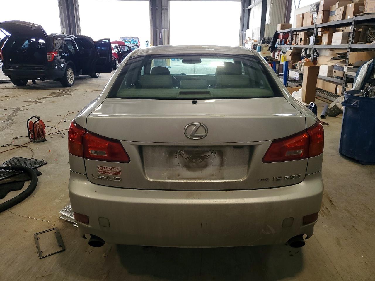 2006 LEXUS IS