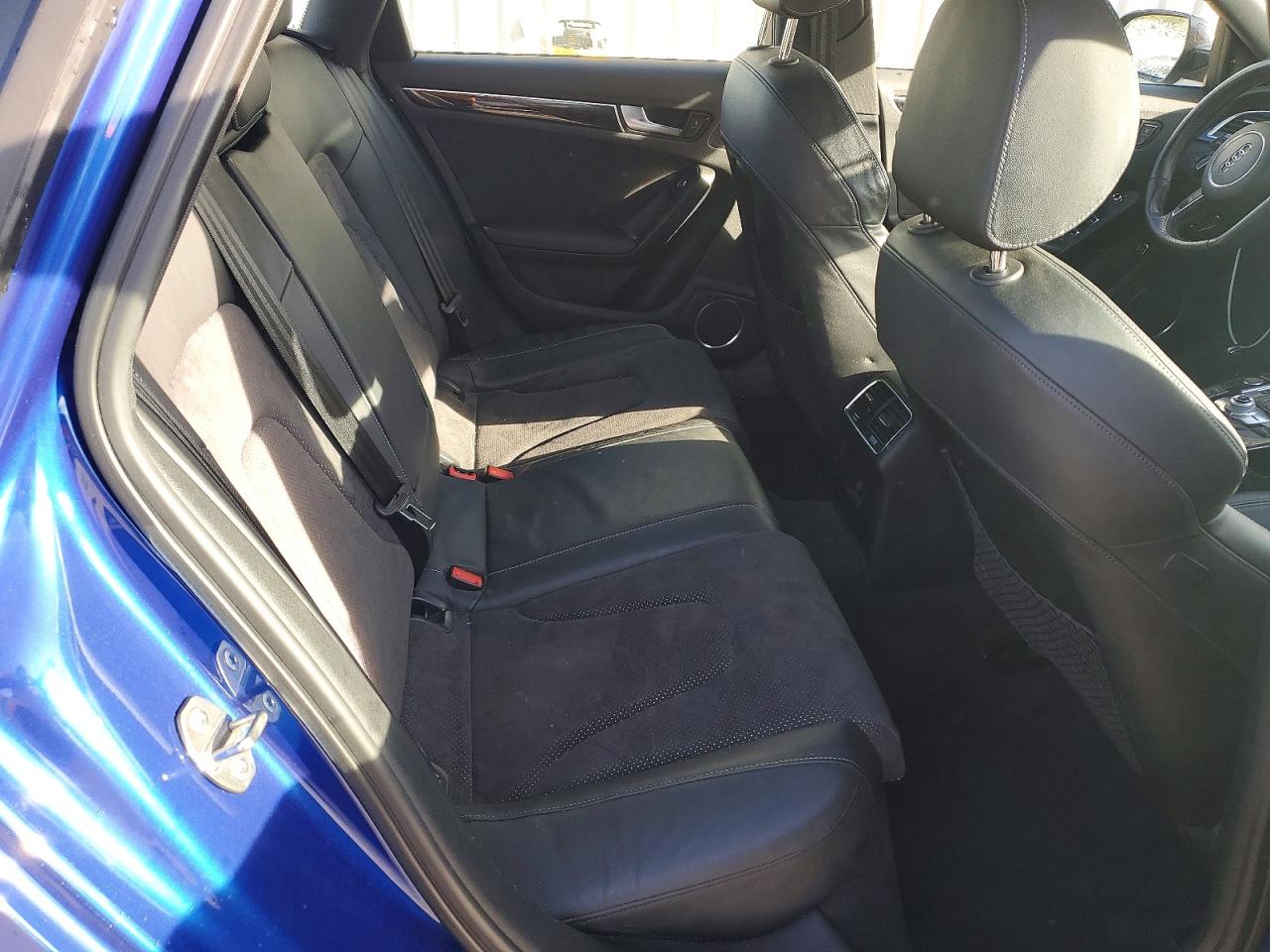2016 AUDI A4