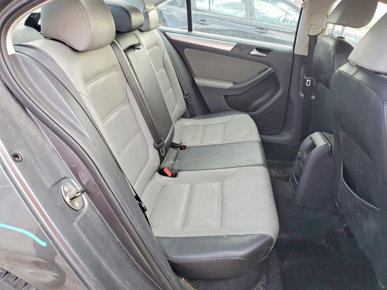 2013 VOLKSWAGEN JETTA