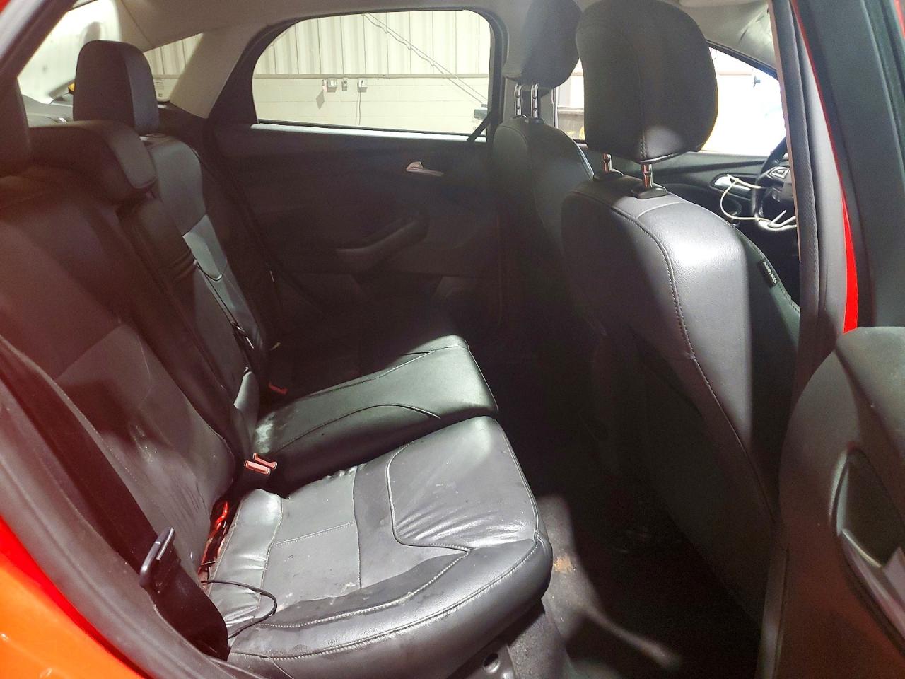 2015 FORD FOCUS