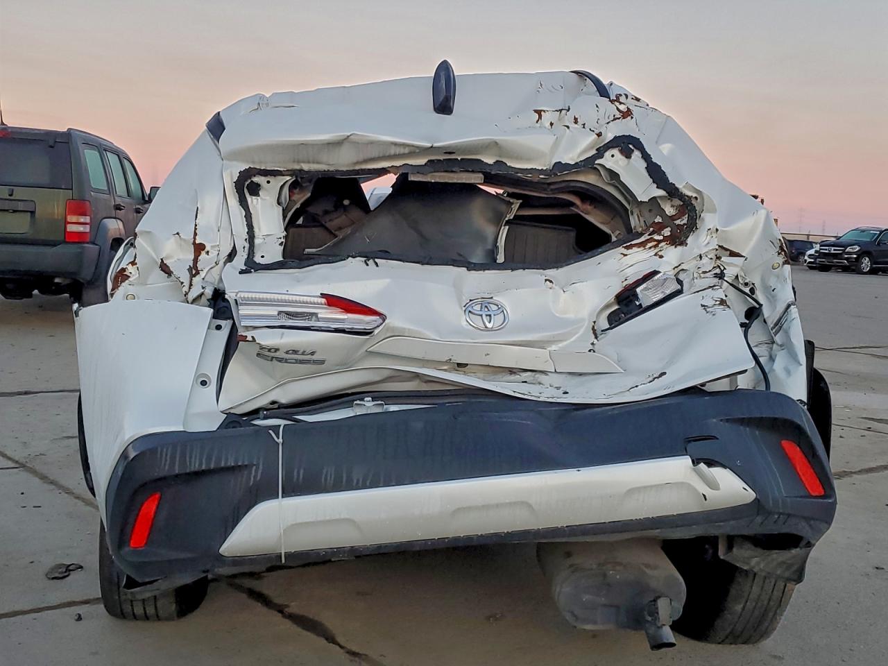 2024 TOYOTA COROLLA CR
