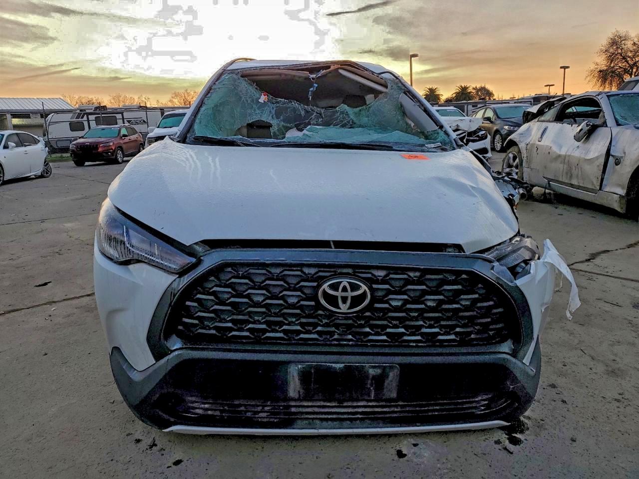 2024 TOYOTA COROLLA CR