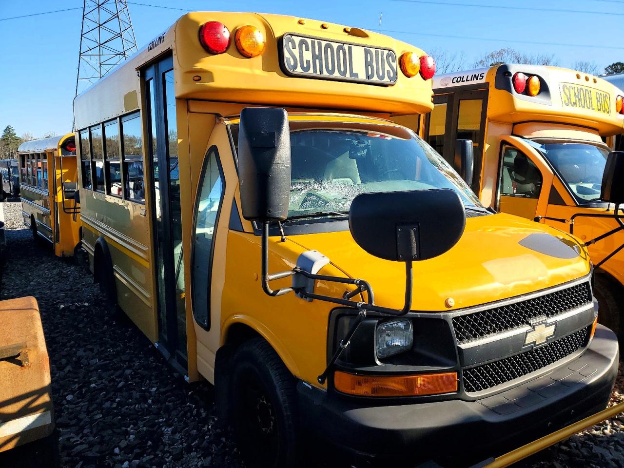 2011 CHEVROLET EXPRESS