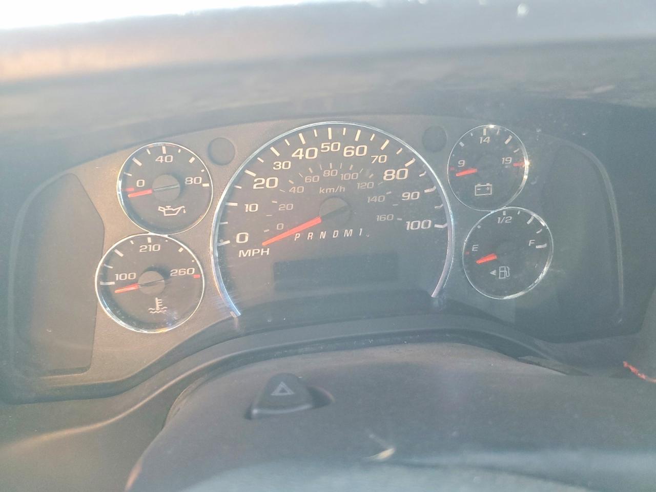 2011 CHEVROLET EXPRESS