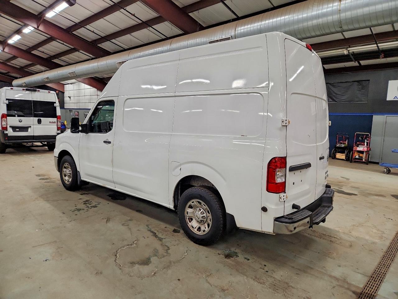 2013 NISSAN NV