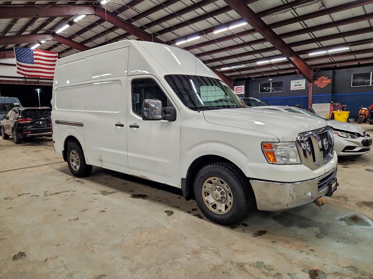 2013 NISSAN NV