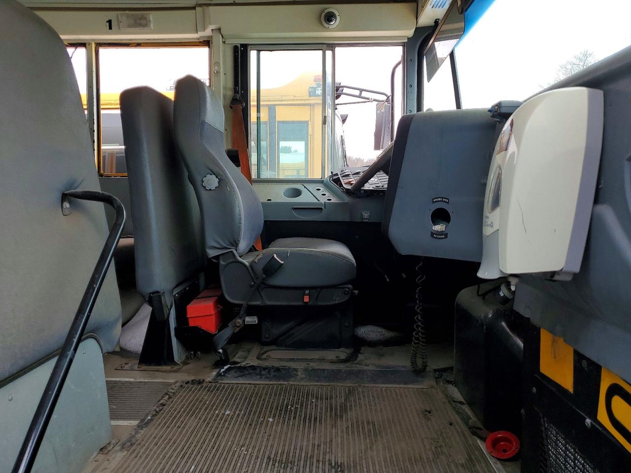 2014 IC CORPORATION CE SERIES