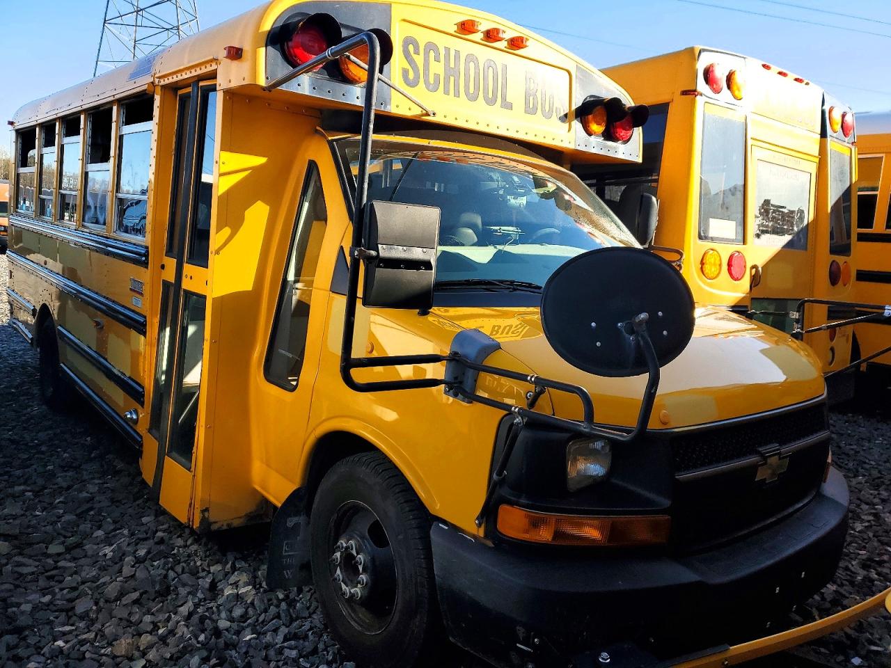 2011 CHEV EXPRESS