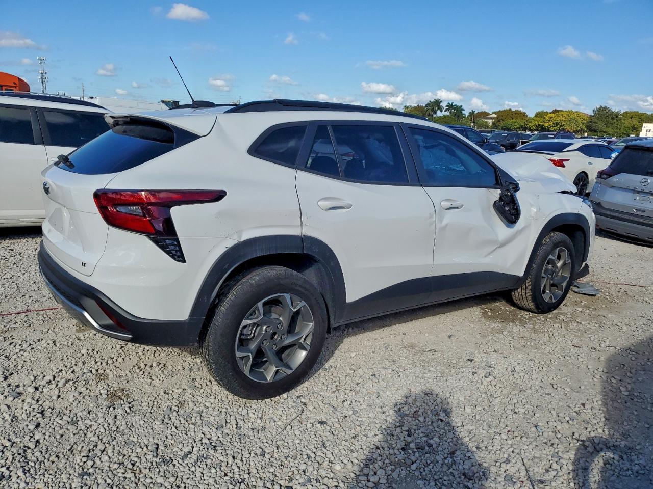 2025 CHEVROLET TRAX